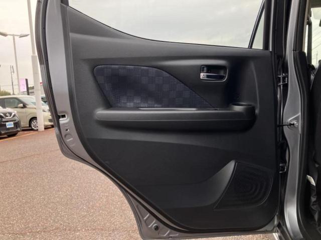 デイズ ハイウェイスターＸプロパイロットエディション　新品タイヤ／保証書／純正　ＳＤナビ／エマージェンシーブレーキ／全方位モニター／車線逸脱防止支援システム／プロパイロット／ドライブレコーダー　社外／ヘッドランプ　ＬＥＤ／Ｂｌｕｅｔｏｏｔｈ接続　禁煙車（23枚目）