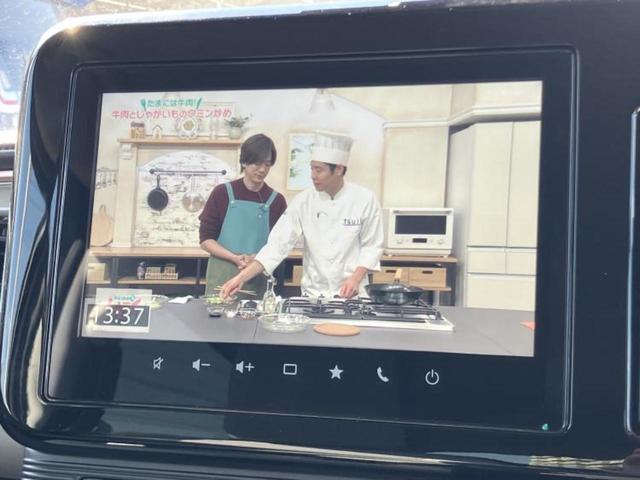 ワゴンRスマイル ハイブリッドX 保証書/純正 9インチ メモリーナビ/セーフティサポート(スズキ)/両側電動スライドドア/シートヒーター 前席/全方位モニター/車線逸脱防止支援システム/登録済未使用車/ヘッドランプ LED(12枚目)