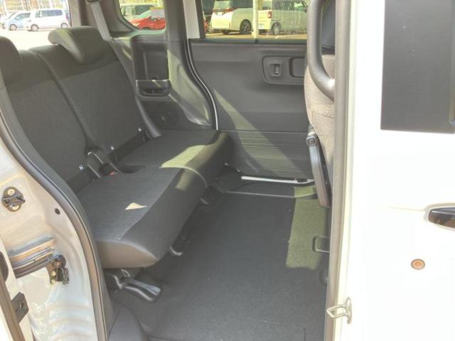 N-BOXカスタム ブラックスタイル 保証書/純正 8インチ ナビ/ホンダセンシング/両側電動スライドドア/シートヒーター 前席/車線逸脱防止支援システム/登録済未使用車/ヘッドランプ LED/Bluetooth接続/EBD付ABS(5枚目)