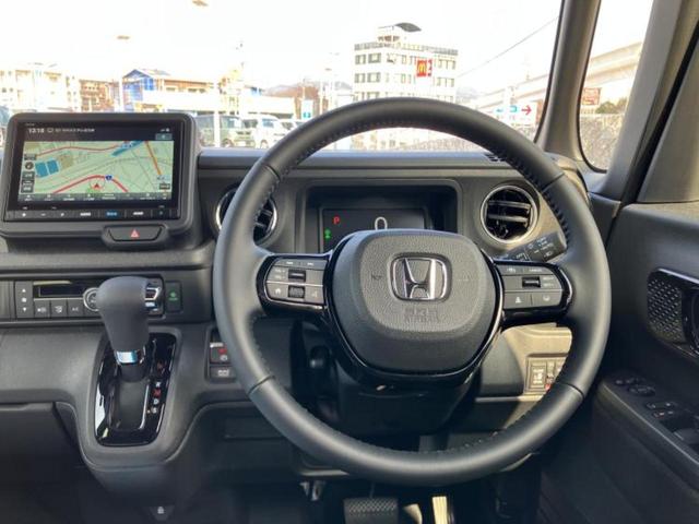 N-BOXカスタム ブラックスタイル 保証書/純正 8インチ ナビ/ホンダセンシング/両側電動スライドドア/シートヒーター 前席/車線逸脱防止支援システム/登録済未使用車/ヘッドランプ LED/Bluetooth接続/EBD付ABS(15枚目)