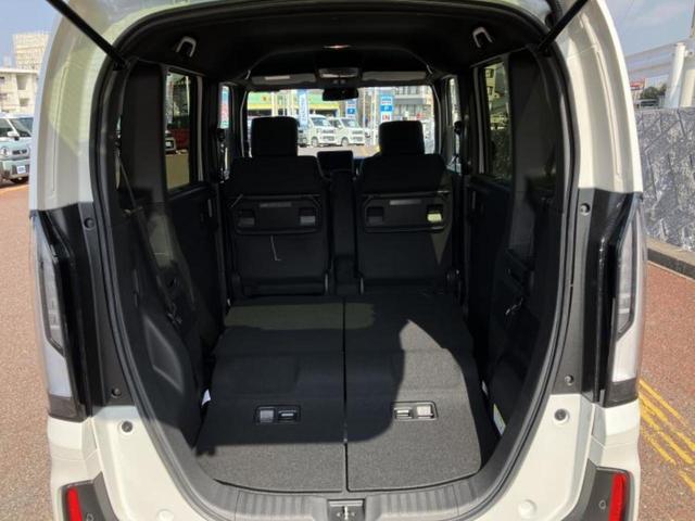 N-BOXカスタム ブラックスタイル 保証書/純正 8インチ ナビ/ホンダセンシング/両側電動スライドドア/シートヒーター 前席/車線逸脱防止支援システム/登録済未使用車/ヘッドランプ LED/Bluetooth接続/EBD付ABS(19枚目)