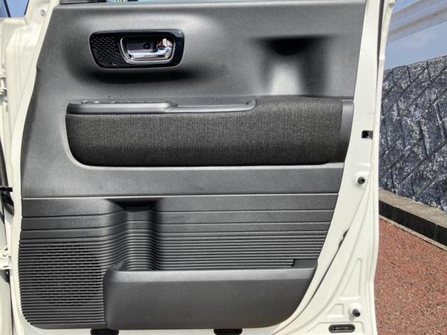 N-BOXカスタム ブラックスタイル 保証書/純正 8インチ ナビ/ホンダセンシング/両側電動スライドドア/シートヒーター 前席/車線逸脱防止支援システム/登録済未使用車/ヘッドランプ LED/Bluetooth接続/EBD付ABS(20枚目)