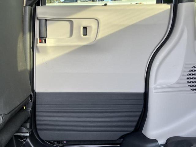 Ｎ－ＢＯＸ ヒョウジュン　新品タイヤ／ホンダセンシング／電動スライドドア／横滑り防止装置／禁煙車／エアバッグ　運転席／エアバッグ　助手席／エンジンスタートボタン／オートエアコン／取扱説明書／アクセサリーソケット（21枚目）