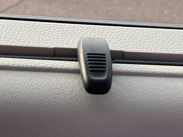 Ｎ－ＢＯＸ ヒョウジュン　新品タイヤ／ホンダセンシング／電動スライドドア／横滑り防止装置／禁煙車／エアバッグ　運転席／エアバッグ　助手席／エンジンスタートボタン／オートエアコン／取扱説明書／アクセサリーソケット（39枚目）