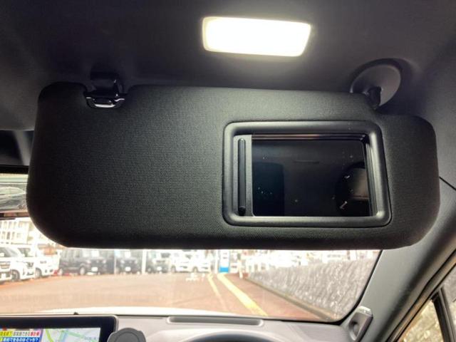 ハリアーハイブリッド Ｚレザーパッケージ　調光パノラマルーフ／ＪＢＬ／保証書／純正　１２．３インチ　メモリーナビ／デジタルインナーミラー／衝突安全装置／シートヒーター／パノラミックビューモニター／車線逸脱防止支援システム／シート　フルレザー（42枚目）