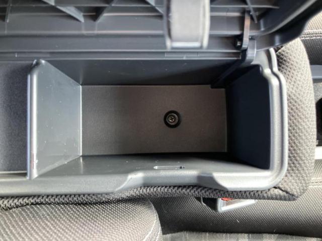 タフト Ｇターボクロムベンチャー　新品タイヤ／ガラスルーフ／保証書／純正　９インチ　ＳＤナビ／衝突安全装置／シートヒーター／パノラマモニター／車線逸脱防止支援システム／ヘッドランプ　ＬＥＤ／ＵＳＢジャック／ＥＴＣ／ＥＢＤ付ＡＢＳ（35枚目）