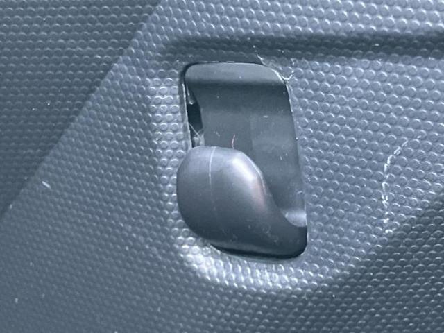 タフト Ｇターボクロムベンチャー　新品タイヤ／ガラスルーフ／保証書／純正　９インチ　ＳＤナビ／衝突安全装置／シートヒーター／パノラマモニター／車線逸脱防止支援システム／ヘッドランプ　ＬＥＤ／ＵＳＢジャック／ＥＴＣ／ＥＢＤ付ＡＢＳ（42枚目）