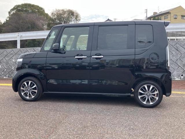 Ｎ－ＢＯＸカスタム ヒョウジュン　新品タイヤ／保証書／ホンダセンシング／電動スライドドア／シートヒーター　前席／車線逸脱防止支援システム／ヘッドランプ　ＬＥＤ／ＵＳＢジャック／ＥＢＤ付ＡＢＳ／アイドリングストップ／禁煙車　ワンオーナー（2枚目）