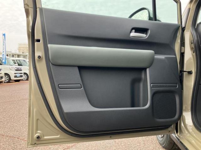 フリード クロスター 保証書/純正 8インチ ナビ/ホンダセンシング/両側電動スライドドア/シートヒーター 前席/車線逸脱防止支援システム/登録済未使用車/ヘッドランプ LED/Bluetooth接続/EBD付ABS(20枚目)