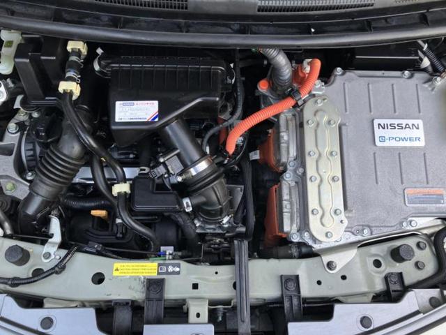 ノート ｅパワーニスモ　保証書／純正　ＳＤナビ／インテリジェントルームミラー／衝突安全装置／アラウンドビューモニター／車線逸脱防止支援システム／ドライブレコーダー　純正／ヘッドランプ　ＬＥＤ／Ｂｌｕｅｔｏｏｔｈ接続　ドラレコ（50枚目）