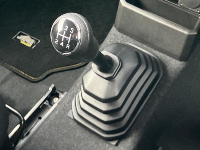 ジムニーシエラ ４ＷＤ　ＪＣ　保証書／衝突安全装置／シートヒーター　前席／車線逸脱防止支援システム／ヘッドランプ　ＬＥＤ／ＥＴＣ／ＥＢＤ付ＡＢＳ／横滑り防止装置／アイドリングストップ／エアバッグ　運転席／エアバッグ　助手席　４ＷＤ（13枚目）