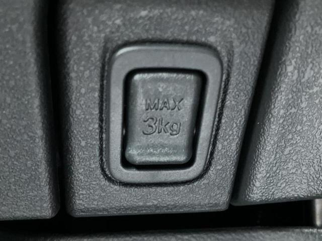 Ｎ－ＢＯＸカスタム ヒョウジュン　保証書／ホンダセンシング／電動スライドドア／シートヒーター　前席／ＥＢＤ付ＡＢＳ／横滑り防止装置／禁煙車／エアバッグ　運転席／エアバッグ　助手席／パワーウインドウ／エンジンスタートボタン（33枚目）