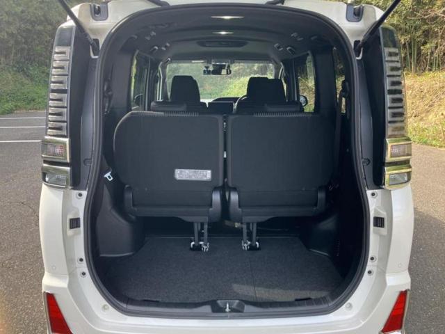 ヴォクシー ハイブリッドＺＳ　保証書／純正　１０インチ　ＳＤナビ／衝突安全装置／電動スライドドア／シートヒーター　前席／車線逸脱防止支援システム／ドライブレコーダー　前後／ヘッドランプ　ＬＥＤ／ＵＳＢジャック　衝突被害軽減システム（20枚目）