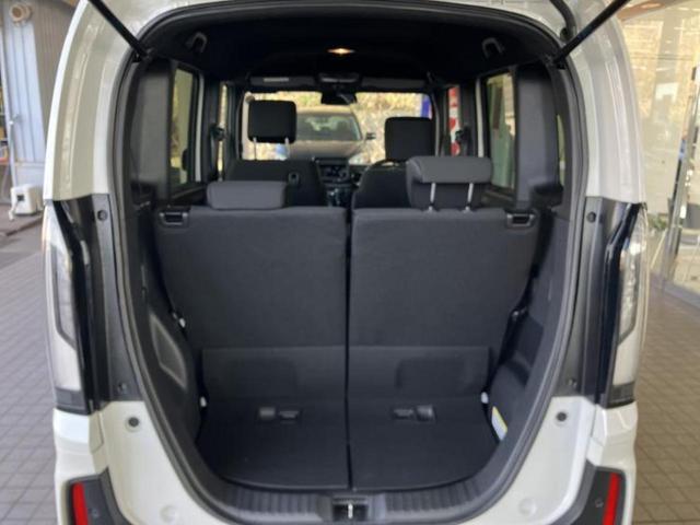 N-BOXカスタム ヒョウジュン 新品タイヤ/保証書/ホンダセンシング/車線逸脱防止支援システム/ヘッドランプ LED/エアバッグ 運転席/エアバッグ 助手席/アルミホイール 純正 14インチ/エンジンスタートボタン レーンアシスト(8枚目)