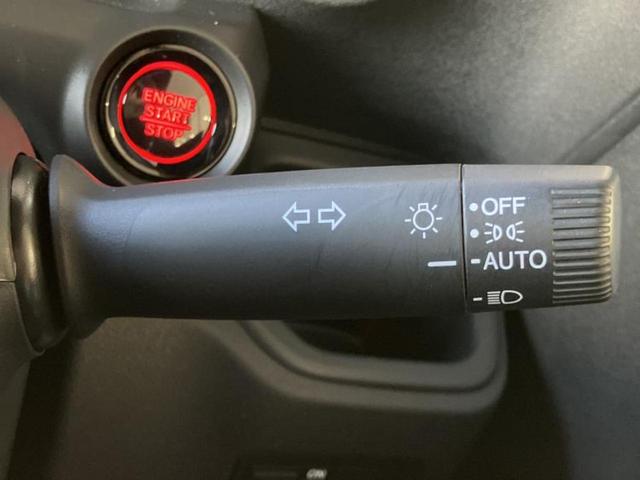 N-BOXカスタム ヒョウジュン 新品タイヤ/保証書/ホンダセンシング/車線逸脱防止支援システム/ヘッドランプ LED/エアバッグ 運転席/エアバッグ 助手席/アルミホイール 純正 14インチ/エンジンスタートボタン レーンアシスト(11枚目)