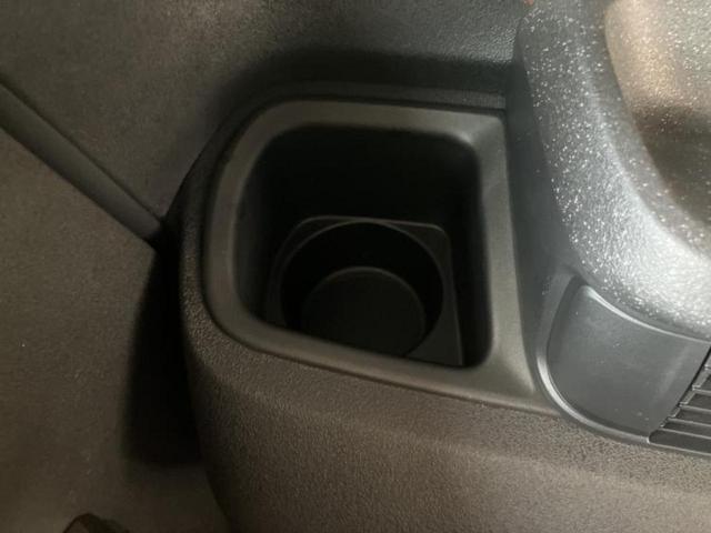 N-BOXカスタム ヒョウジュン 新品タイヤ/保証書/ホンダセンシング/車線逸脱防止支援システム/ヘッドランプ LED/エアバッグ 運転席/エアバッグ 助手席/アルミホイール 純正 14インチ/エンジンスタートボタン レーンアシスト(30枚目)