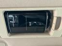 ２０Ｓツーリング　新品タイヤ／保証書／純正　ＳＤナビ／衝突安全装置／ヘッドランプ　ＨＩＤ／Ｂｌｕｅｔｏｏｔｈ接続／ＥＴＣ／ＥＢＤ付ＡＢＳ／横滑り防止装置／アイドリングストップ／バックモニター／エアバッグ　運転席（18枚目）