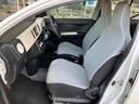 アルト Ｌ　新品タイヤ／社外　ＳＤナビ／衝突安全装置／シートヒーター／車線逸脱防止支援システム／ＥＴＣ／ＥＢＤ付ＡＢＳ／横滑り防止装置／アイドリングストップ／ワンセグＴＶ／エアバッグ　運転席／エアバッグ　助手席（6枚目）