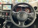 WECARSの展示場では実際に見て、触ってお車をお選びいただけます!知識の豊富な営業スタッフが様々なカーライフをご提案いたします!