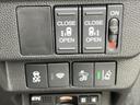 Ｇホンダセンシング　新品タイヤ／保証書／純正　ＳＤナビ／ホンダセンシング／両側電動スライドドア／車線逸脱防止支援システム／シート　ハーフレザー／ヘッドランプ　ＬＥＤ／ＥＴＣ／ＥＢＤ付ＡＢＳ／横滑り防止装置　バックカメラ（30枚目）