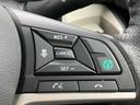 日常の運転を助けるスイッチ類です。わかりやすい操作感で、快適なドライブを支援します。
