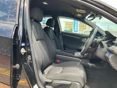 「この車の写真をもっと見たい」「状態が気になる」「この装備はついている？」どんな小さな疑問でもお気軽にお問い合わせください！ 4