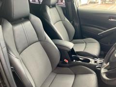 「この車の写真をもっと見たい」「状態が気になる」「この装備はついている？」どんな小さな疑問でもお気軽にお問い合わせください！ 4