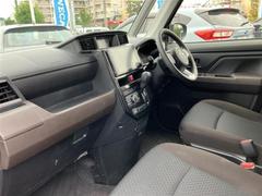 ＷＥＣＡＲＳではほぼ毎日新しい在庫車両を入荷しております！お客様のこだわりを叶える１台がきっとＷＥＣＡＲＳにあるはずです！ 5