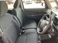 「この車の写真をもっと見たい」「状態が気になる」「この装備はついている？」どんな小さな疑問でもお気軽にお問い合わせください！ 4