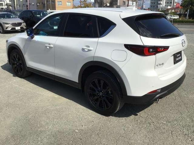 ＣＸ－５ ２．２　ＸＤ　ブラックトーンエディション　ディーゼルターボ　アダプティブクルーズコントロール全方位モ　アドバンスドキー　クリアランスソナー　ＥＴＣ　運転席パワーシート　前席シートヒーター　ターボ　ＤＳＣ　ナビＴＶ　バックカメラ　盗難防止装置　キーフリー（9枚目）