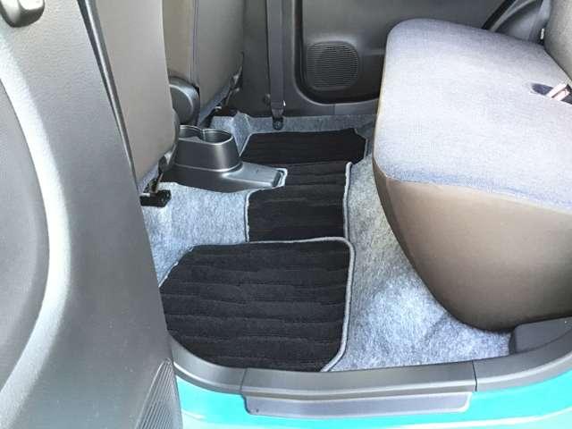 キャロル 660 GL 衝突被害軽減ブレーキレーンキープアシスト スマートブレーキサポート クリアランスソナー Sヒーター キーレスエントリー ESC パワステ アイドリングストップ ABS エアコン エアバッグ(17枚目)