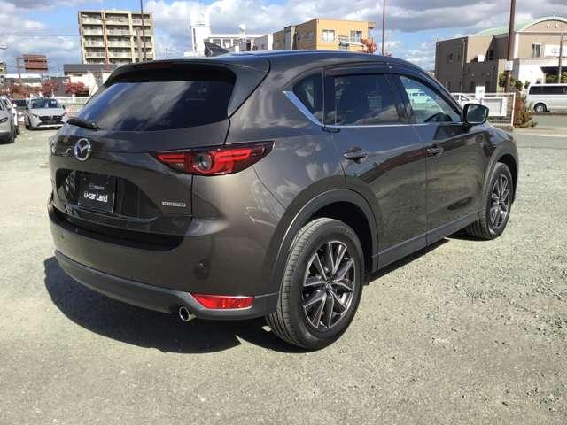 CX-5 2.2 XD Lパッケージ ディーゼルターボ 4WD 2カメラドラレコアダプティブクルーズコン パワーバックゲート オートクルーズ エアコン リアカメラ キーフリー 電動パワーシート アイストップ ターボ TVナビ アドバンスキー アルミホイール ABS(5枚目)
