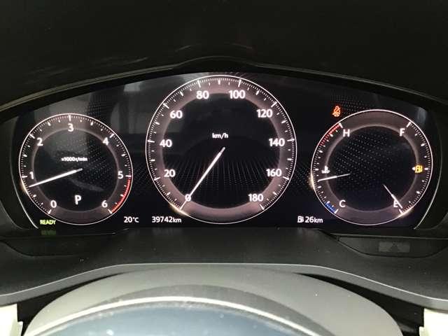 ＣＸ－６０ ３．３　ＸＤハイブリッド　エクスクルーシブ　モダン　ディーゼ　２カメラドラレコシートヒーター＆ベンチレ　３６０°ビュー　衝突軽減ブレーキ　オートハイビーム　追従式クルコン　地上デジタル　サイドカメラ　ＥＴＣ　アルミホイール　横滑り防止装置　パワーシート（4枚目）