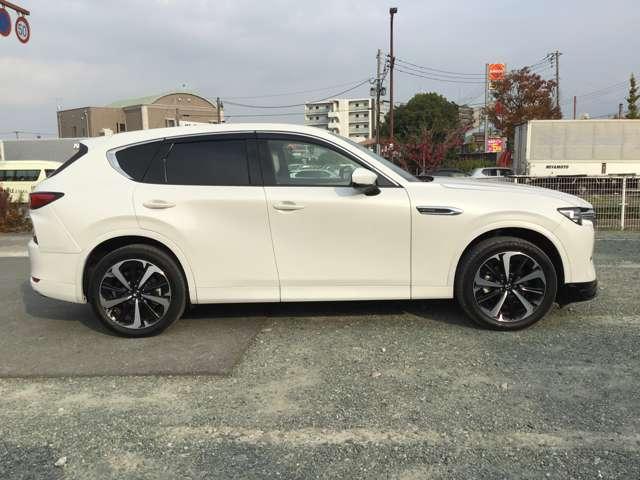 ＣＸ－６０ ３．３　ＸＤハイブリッド　エクスクルーシブ　モダン　ディーゼ　２カメラドラレコシートヒーター＆ベンチレ　３６０°ビュー　衝突軽減ブレーキ　オートハイビーム　追従式クルコン　地上デジタル　サイドカメラ　ＥＴＣ　アルミホイール　横滑り防止装置　パワーシート（7枚目）