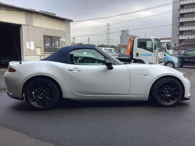 ロードスター １．５　９９０Ｓ　社外マフラーダウンサスフルエアロ衝突被害　プリクラッシュセーフティ　パワーウィンドー　キーフリー　ＥＴＣ車載器　パワステ　エアコン　横滑り防止機能　アルミホイール　盗難防止　ＡＢＳ　エアバッグ（8枚目）