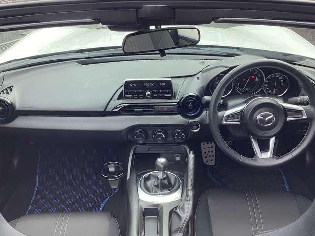 ロードスター １．５　９９０Ｓ　社外マフラーダウンサスフルエアロ衝突被害　プリクラッシュセーフティ　パワーウィンドー　キーフリー　ＥＴＣ車載器　パワステ　エアコン　横滑り防止機能　アルミホイール　盗難防止　ＡＢＳ　エアバッグ（14枚目）