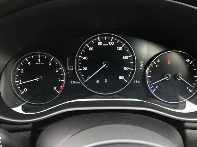 ＭＡＺＤＡ３ファストバック １．５　１５Ｓ　ツーリング　アダプティブクルーズコントロール全方位モ　アダプティブクルーズコントロール　フルセグテレビ　スマートシティブレーキサポート　アイドリングストップ　スマートキー　オートマチックハイビーム　横滑り防止（4枚目）