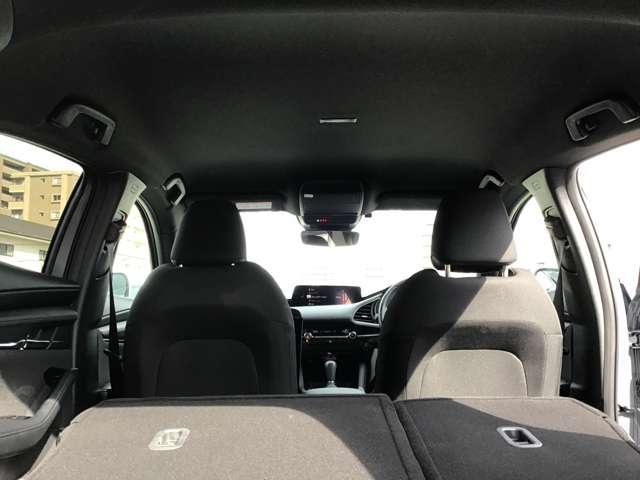 ＭＡＺＤＡ３ファストバック １．５　１５Ｓ　ツーリング　アダプティブクルーズコントロール全方位モ　アダプティブクルーズコントロール　フルセグテレビ　スマートシティブレーキサポート　アイドリングストップ　スマートキー　オートマチックハイビーム　横滑り防止（17枚目）