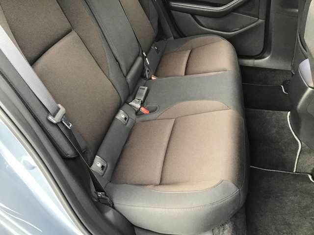 ＭＡＺＤＡ３ファストバック １．５　１５Ｓ　ツーリング　アダプティブクルーズコントロール全方位モ　アダプティブクルーズコントロール　フルセグテレビ　スマートシティブレーキサポート　アイドリングストップ　スマートキー　オートマチックハイビーム　横滑り防止（19枚目）