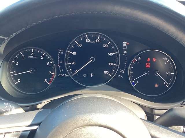 ＭＡＺＤＡ３ファストバック １．５　１５Ｓ　ツーリング　２カメラドラレコ全方位モニターフルセグＴＶ　フルセグテレビ　クルーズコントロール　コーナーセンサー　ＤＶＤ　ＥＴＣ車載器　横滑り防止システム　イモビ　エアコン　アルミホイール　カーテンエアバッグ（4枚目）