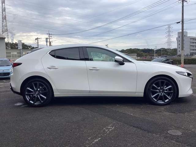 ＭＡＺＤＡ３ファストバック １．８　ＸＤ　プロアクティブ　ツーリング　セレクション　ディ　当社デモアップ車全方位モニターフルセグＴＶ　クリアランスソナー　アイドリングストップ　３６０°ビューモニター　アルミホイール　ターボ　パワーウィンドウ　スマートキー　フルオートエアコン　ＥＴＣ　ＡＣＣ（8枚目）