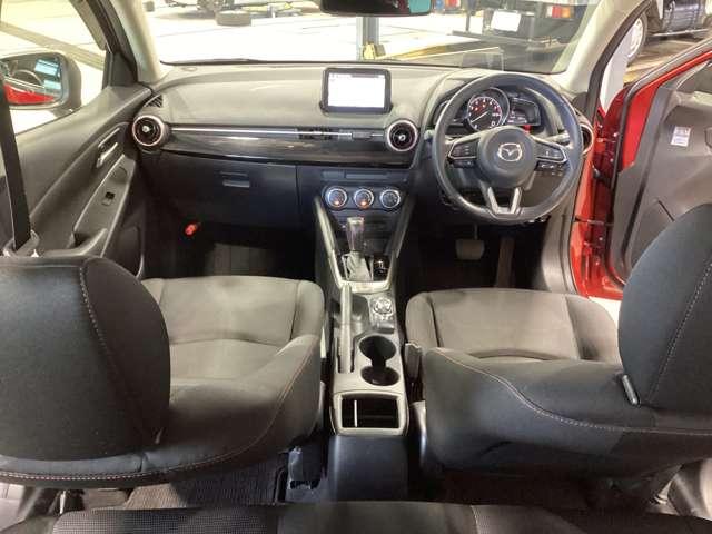 ＭＡＺＤＡ２ １．５　１５Ｓ　ブラック　トーン　エディション　２カメラドラレコ全方位モニターフルセグＴＶ　レーダークルコン　バックモニター　ソナー　オートハイビーム　フルオートエアコン　キーフリー　ＥＴＣ　メモリーナビ　地デジ　横滑り防止装置　スマートキー（2枚目）