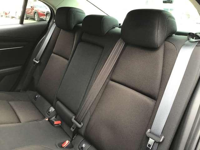 ＭＡＺＤＡ３セダン ２．０　２０Ｓ　プロアクティブ　ツーリング　セレクション　シートヒーター全方位モニターアダプティブ　ＥＴＣ　電動シート　シートヒーター　衝突被害軽減システム　オートマチックハイビーム　バックカメラ　アラウンドビューモニター　フルセグテレビ（18枚目）