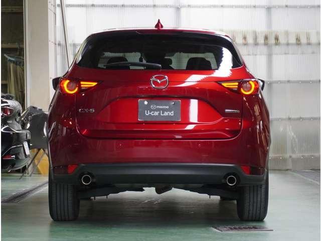 ＣＸ－５ ２０Ｓ　スマートエディション　横滑り防止機能　全周囲モニター　衝突軽減システム　エアコン　パワステ　キーレス　ＵＳＢポート　盗難防止システム　クルーズコントロール　アドバンストキー　サイドエアバッグ　ＬＥＤヘッドライト　ＡＢＳ（12枚目）