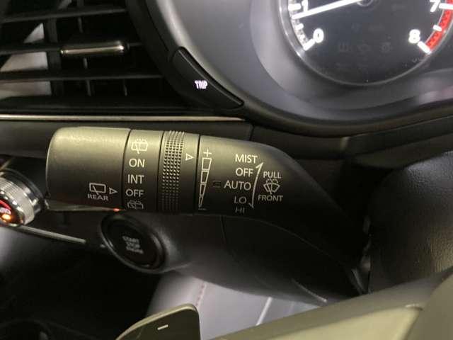 MAZDA3ファストバック 1.5 15S ブラックトーンエディション 2カメラドラレコアダプティブクルーズコン 衝突軽減ブレーキ フルセグ HBC Bカメラ アドバンストキー 横滑り防止装置 キーレス ETC車載器 コーナーセンサー アイドリングストップ オートエアコン(20枚目)