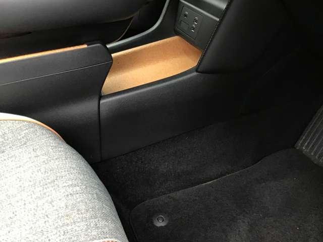 ＭＸ－３０ ２．０　２カメラドラレコアダプティブクルーズコン　レーダーブレーキ　Ｅｔｃ　盗難防止装置　ＡＣＣ　ナビＴＶ　ＤＳＣ　ＡＢＳ　Ｂカメラ　キーフリー　エアコン　パワーウィンドウ　ｉ－ｓｔｏｐ　コーナーセンサー（14枚目）