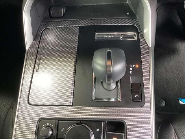 CX-80 3.3 XD Lパッケージ ディーゼルターボ 当社デモアップ車6人乗りウォークスルー アルミホイール フルセグTV オートクルーズコントロール 電動リアゲート パワーシート スマートキー アイドリングストップ シートヒーター バックカメラ ETC(12枚目)