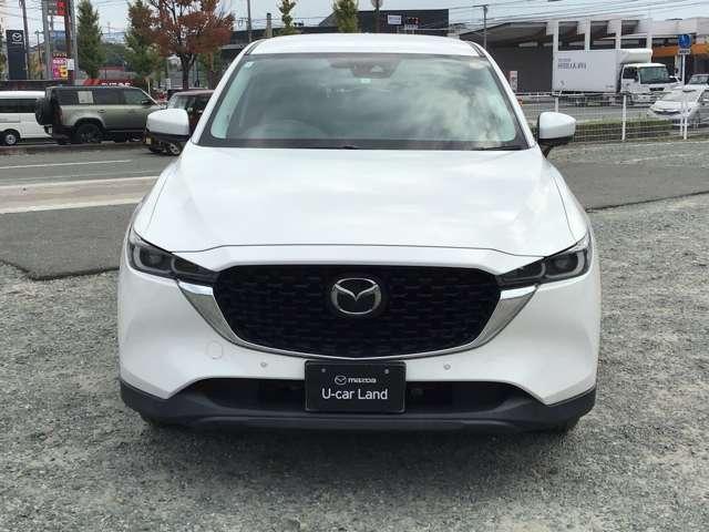 ＣＸ－５ ２．０　２０Ｓ　スマート　エディション　アダプティブクルーズコントロールバックカ　ブレーキサポート　オートＬＥＤ　地デジ　サイドエアバック　横滑り防止装置　アイドリング　盗難防止装置　ＥＴＣ付き　バックモニター　キーレスエントリー　エアコン（6枚目）