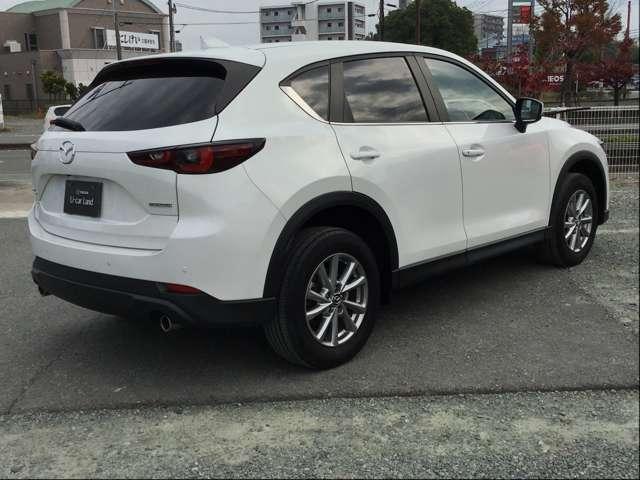 ＣＸ－５ ２．０　２０Ｓ　スマート　エディション　アダプティブクルーズコントロールバックカ　ブレーキサポート　オートＬＥＤ　地デジ　サイドエアバック　横滑り防止装置　アイドリング　盗難防止装置　ＥＴＣ付き　バックモニター　キーレスエントリー　エアコン（8枚目）