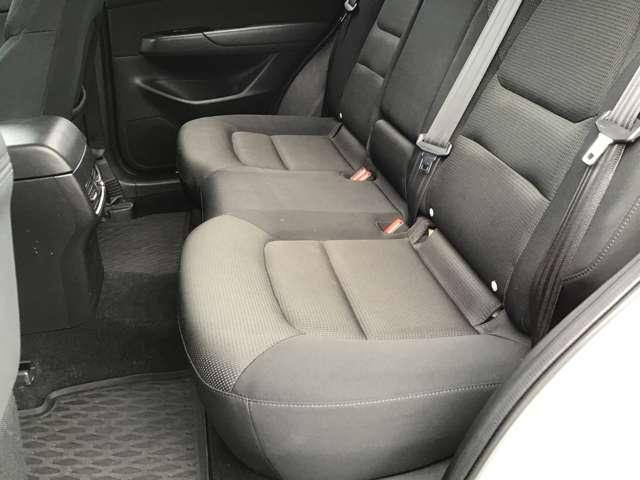 ＣＸ－５ ２．０　２０Ｓ　スマート　エディション　アダプティブクルーズコントロールバックカ　ブレーキサポート　オートＬＥＤ　地デジ　サイドエアバック　横滑り防止装置　アイドリング　盗難防止装置　ＥＴＣ付き　バックモニター　キーレスエントリー　エアコン（19枚目）